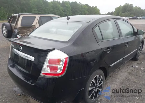 2011 Nissan Sentra 2.0S из США, поврежденный, VIN 3N1AB6AP8BL613862